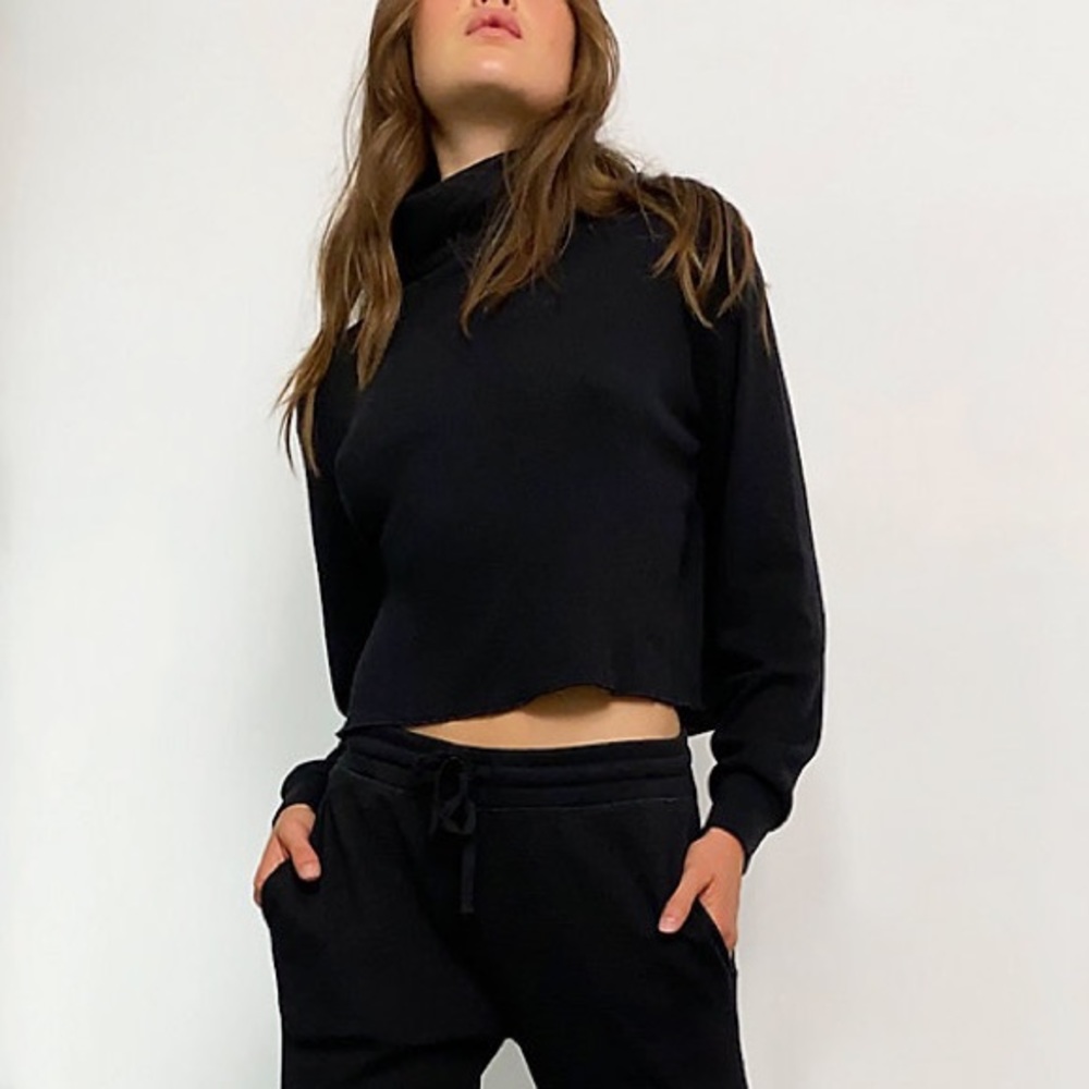 Aritzia Black Turtleneck